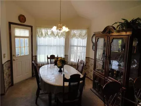 3705 Harmony Dr, Moore, OK 73160 photo 10