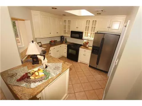 344 Memory Ln, Edmond, OK 73013 photo 9