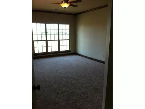 1100 Abraham Dr, Tuttle, OK 73089 photo 6