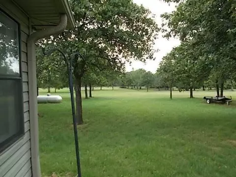 114 Deer Creek Dr, Mcloud, OK 74851 photo 12
