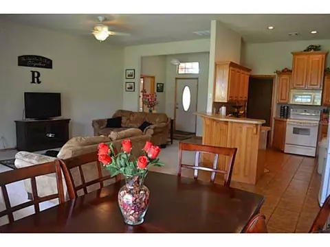 504 Allison Ln, Moore, OK 73160 photo 5