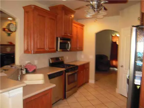 637 N Dobbs Rd, Harrah, OK 73045 photo 3