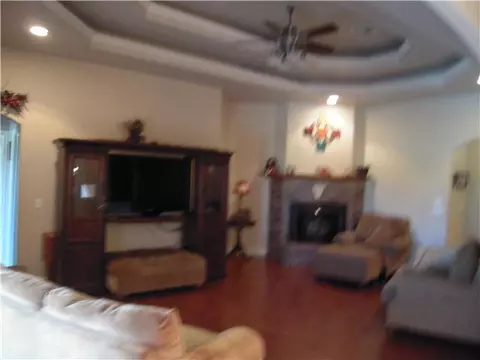 637 N Dobbs Rd, Harrah, OK 73045 photo 2