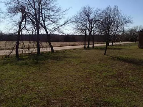 335 S Wright, Wanette, OK 74878 photo 2