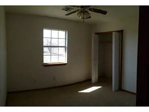 335 S Wright, Wanette, OK 74878 photo 15
