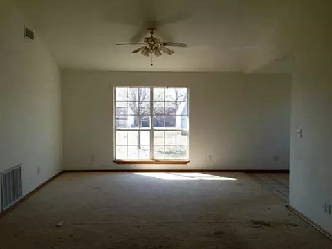 335 S Wright, Wanette, OK 74878 photo 14