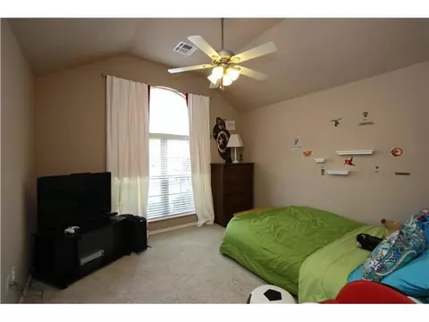 608 Elder Ln, Mustang, OK 73064 photo 13