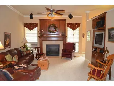 4137 Pine Hill Rd, Norman, OK 73072 photo 2