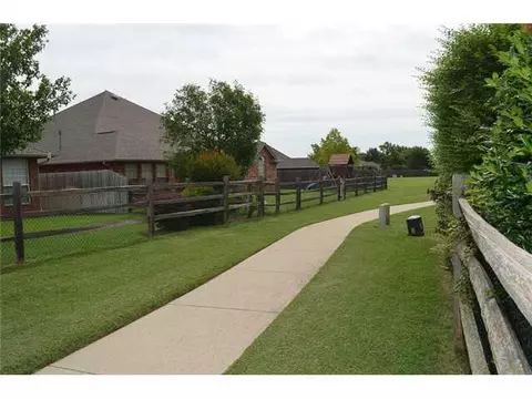 4137 Pine Hill Rd, Norman, OK 73072 photo 17