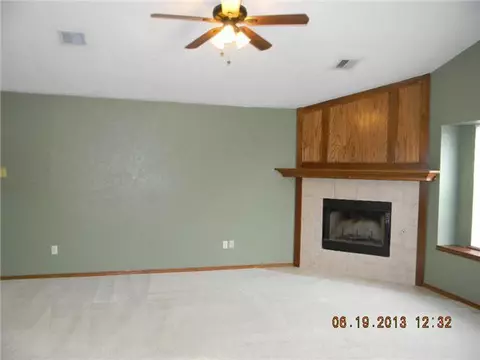 1300 SW 22, Moore, OK 73170 photo 2