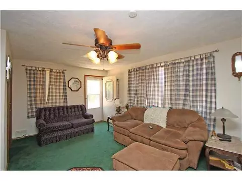 21380 Eighth St, Hinton, OK 73047 photo 6