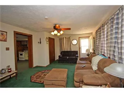 21380 Eighth St, Hinton, OK 73047 photo 5