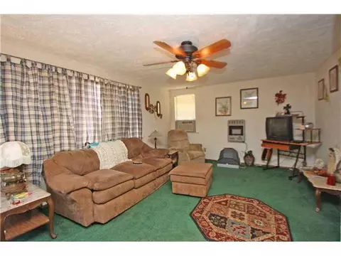 21380 Eighth St, Hinton, OK 73047 photo 7