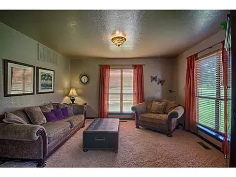 5550 E Jed Dr, Guthrie, OK 73044 photo 11