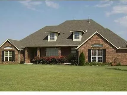 1901 Lighthouse Ln, Tuttle, OK 73089 photo 1