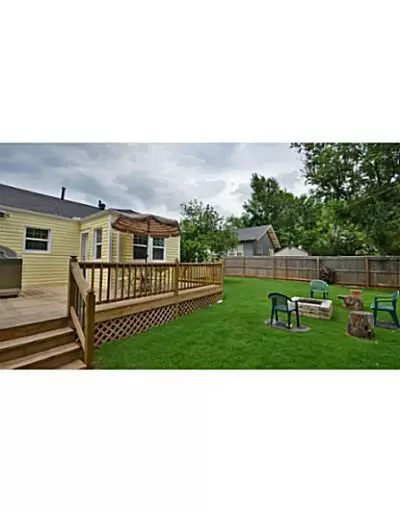 308 E 3rd St, Edmond, OK 73034 photo 13