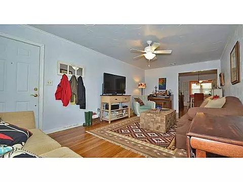 308 E 3rd St, Edmond, OK 73034 photo 4