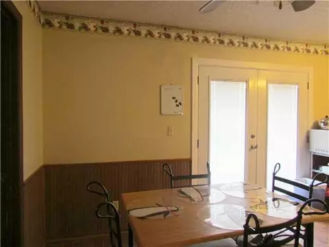 222 E Orbit Dr, Guthrie, OK 73044 photo 4