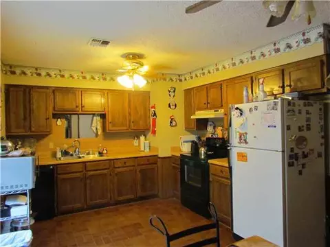 222 E Orbit Dr, Guthrie, OK 73044 photo 5