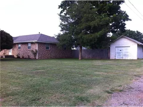 102 SW 4th St, Tuttle, OK 73089 photo 10