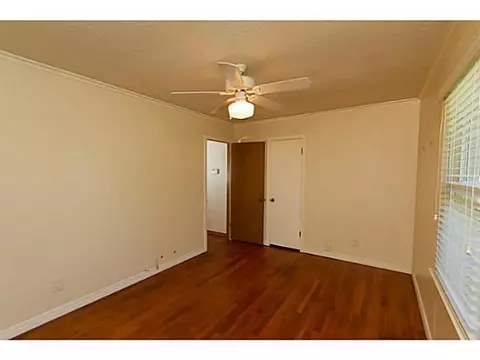 202 E Haddock St, Norman, OK 73069 photo 6