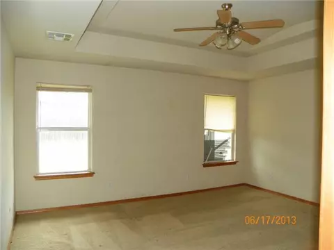 Undisclosed, Moore, OK 73160 photo 3