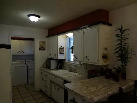 709 Highlander Dr, Moore, OK 73160 photo 6