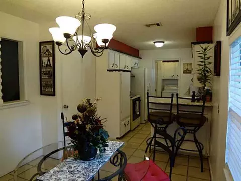 709 Highlander Dr, Moore, OK 73160 photo 5