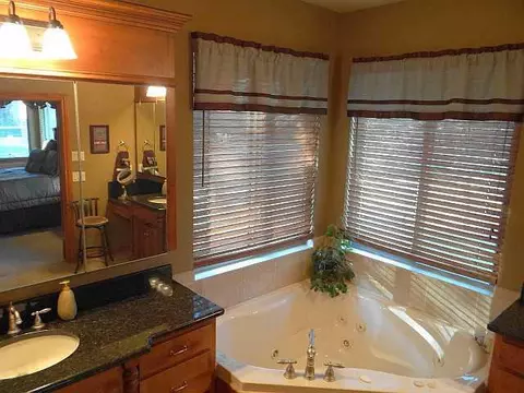 5345 E Charter Oak Rd, Guthrie, OK 73044 photo 9