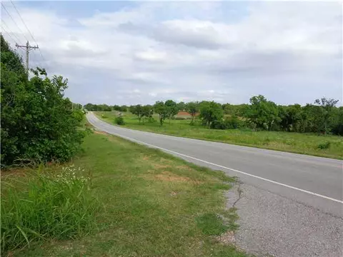 20777 E Britton Rd, Harrah, OK 73045 photo 2