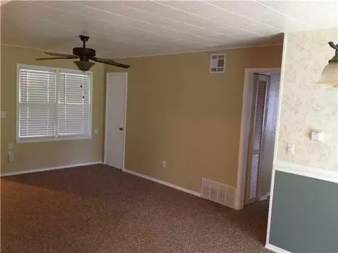 44 E 12th St, Edmond, OK 73034 photo 3