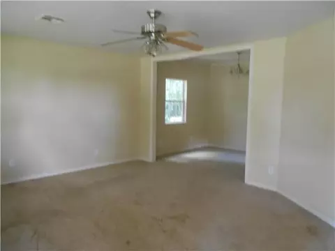 320 S Maple St, Crescent, OK 73028 photo 6