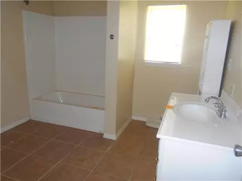 320 S Maple St, Crescent, OK 73028 photo 11