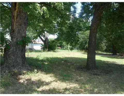 320 S Maple St, Crescent, OK 73028 photo 3