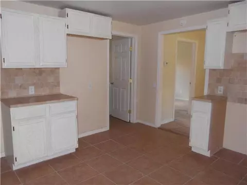 320 S Maple St, Crescent, OK 73028 photo 9