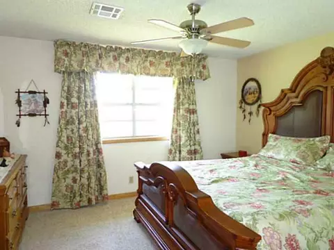 42702 Bob Crouch Rd, Tecumseh, OK 74873 photo 9