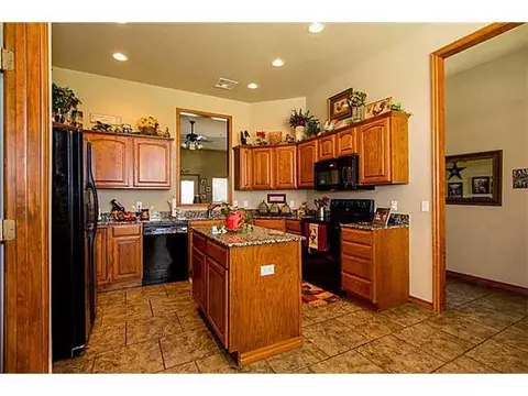 2062 County Road 1237, Tuttle, OK 73089 photo 6