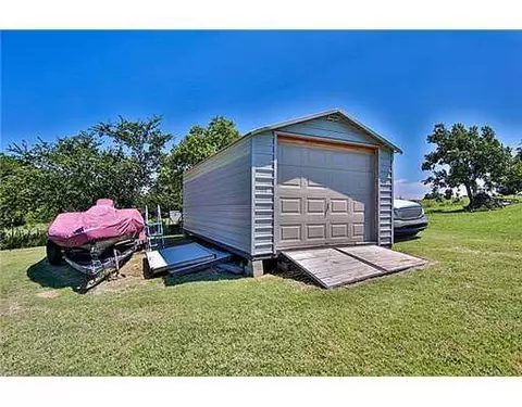 2062 County Road 1237, Tuttle, OK 73089 photo 18