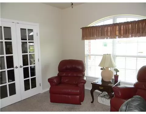 1311 Abraham Dr, Tuttle, OK 73089 photo 5