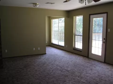 2207 Foster Dr, Ada, OK 74820 photo 5
