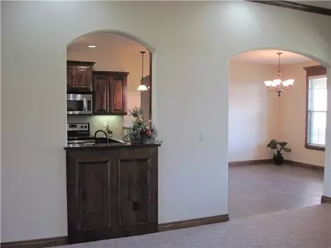 1310 Abraham Dr, Tuttle, OK 73089 photo 8