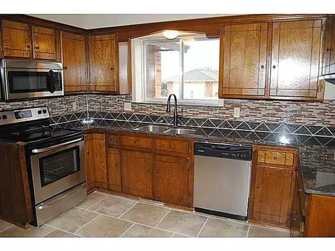 1716 Windham Ct, Norman, OK 73071 photo 6