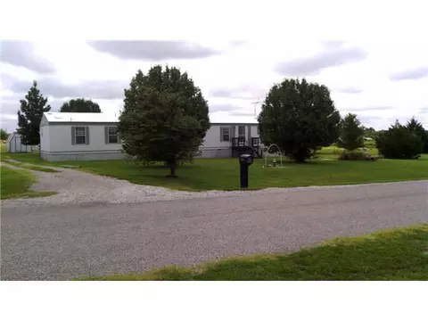 101 Lake View Dr, Mcloud, OK 74851 photo 1