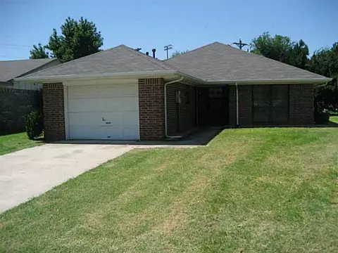202 12 Gath Cir, Tuttle, OK 73089 photo 2