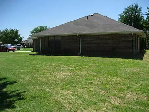 202 12 Gath Cir, Tuttle, OK 73089 photo 13