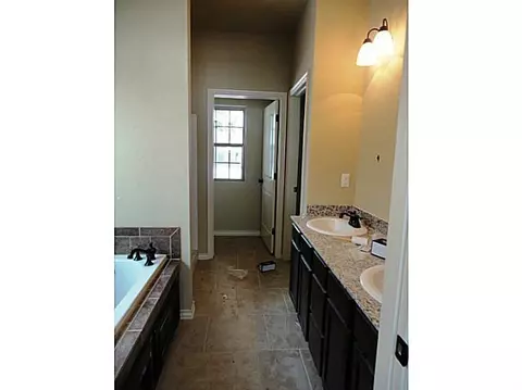 20693 Frontier Pl, Harrah, OK 73045 photo 9