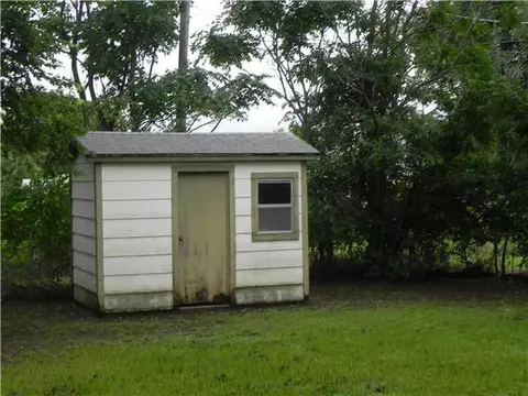 715 E Springer, Guthrie, OK 73044 photo 9
