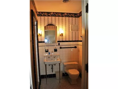1024 E Noble Ave, Guthrie, OK 73044 photo 7