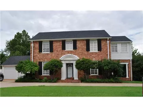 1024 E Noble Ave, Guthrie, OK 73044 photo 1
