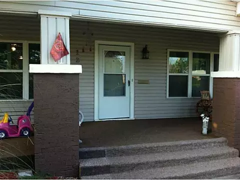 121 E Jefferson St, Tecumseh, OK 74873 photo 2